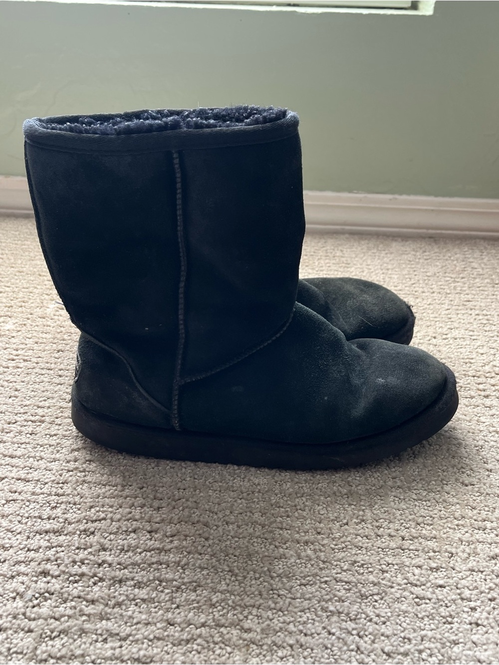 Koolaburra by UGG Black Suede Mid Calf Boots Women’s Size 8